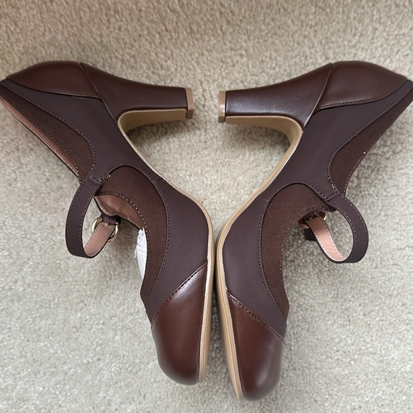 Brown Mary Jane Heels size 8.5 - Picture 3 of 7